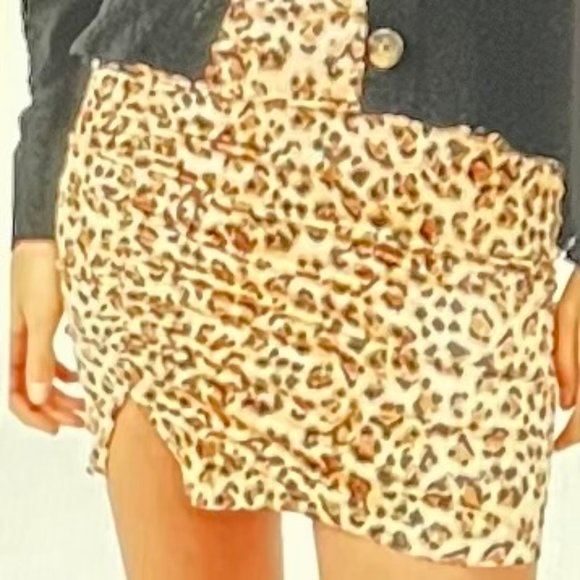 Free People Avas Mini Skirt (Waist 25-28 w/stretch) Size 0, in Tan/Leopard - NWT - Picture 2 of 11